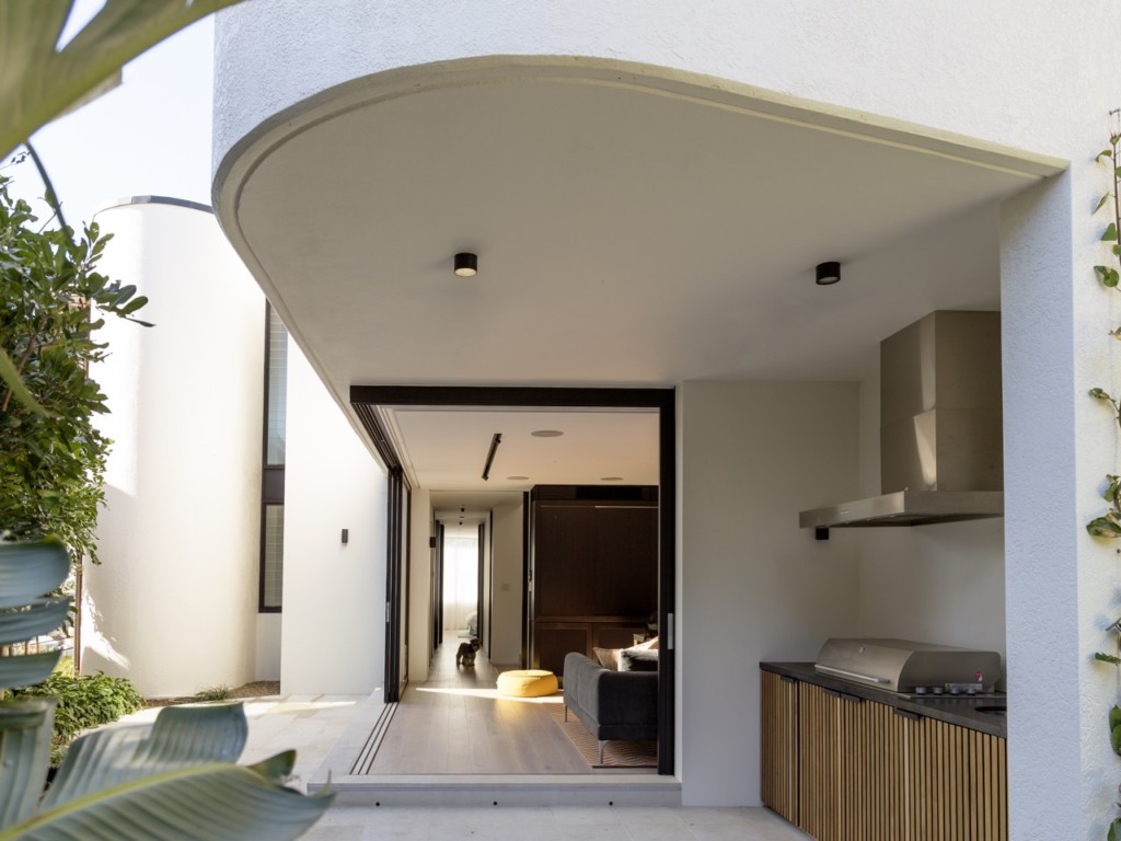 geomtric shapes of beach house